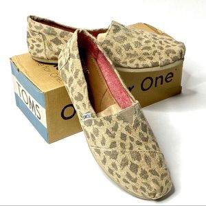 TOMS classics leopard burlap